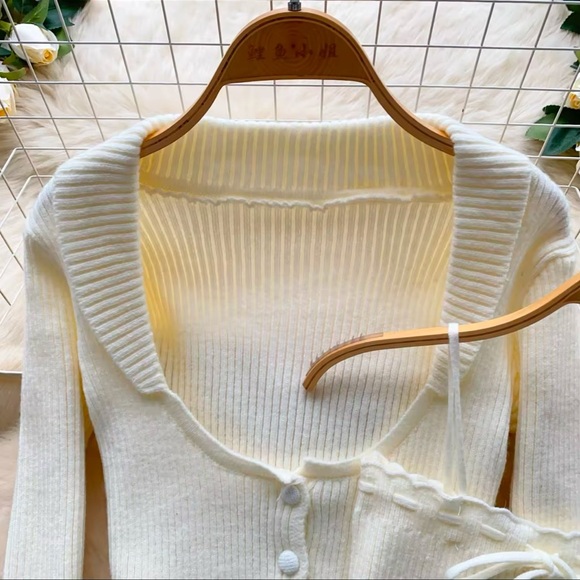 New Co-ord Skirt Knit Set Sweater Ivory Cream Beige Pleated Button Tank Mini - Picture 15 of 16